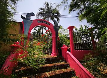 indonesia/attraction/hang-tuah-mausoleum