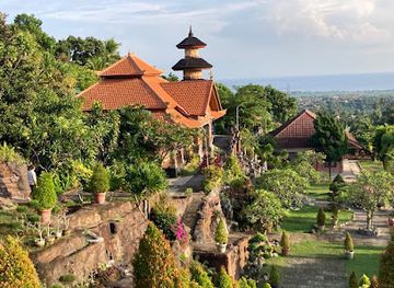 indonesia/attraction/bali-star-island