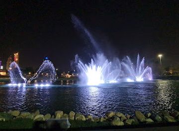 kuwait/attraction/dancing-fountainal-shahed-park-2