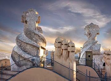 spain/attraction/la-pedrera-casa-mila