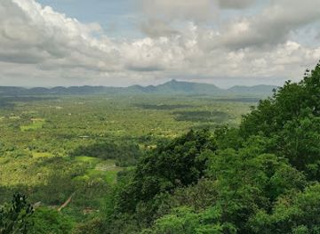 sri-lanka/attraction/dolukanda-hiking-trekking-guide