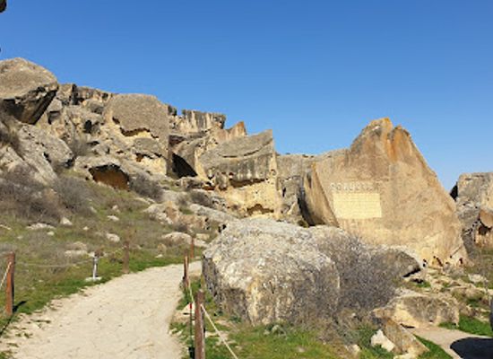 azerbaijan/attraction/gobustan-rock-art-cultural-landscape