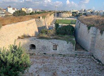 greece/heraklion/venetian-walls