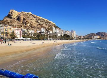 spain/alicante/playa-del-postiguet