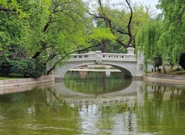 romania/bucharest/cismigiu