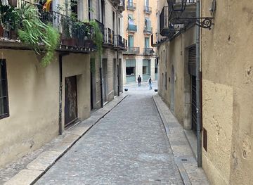 spain/girona/barri-vell-old-town