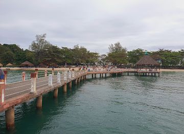 cambodia/sihanoukville/independence-beach
