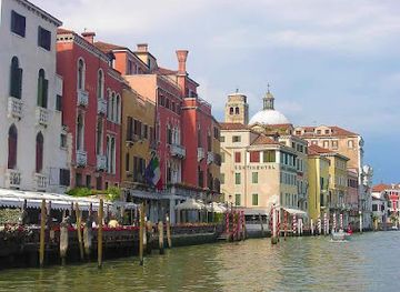 italy/venice/santa-croce