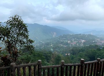 philippines/baguio/mines-view-park