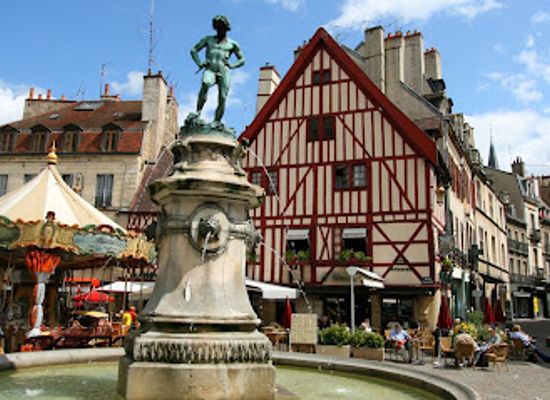 france/dijon/quartier-des-antiquaires