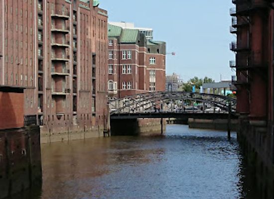 germany/hamburg/altstadt