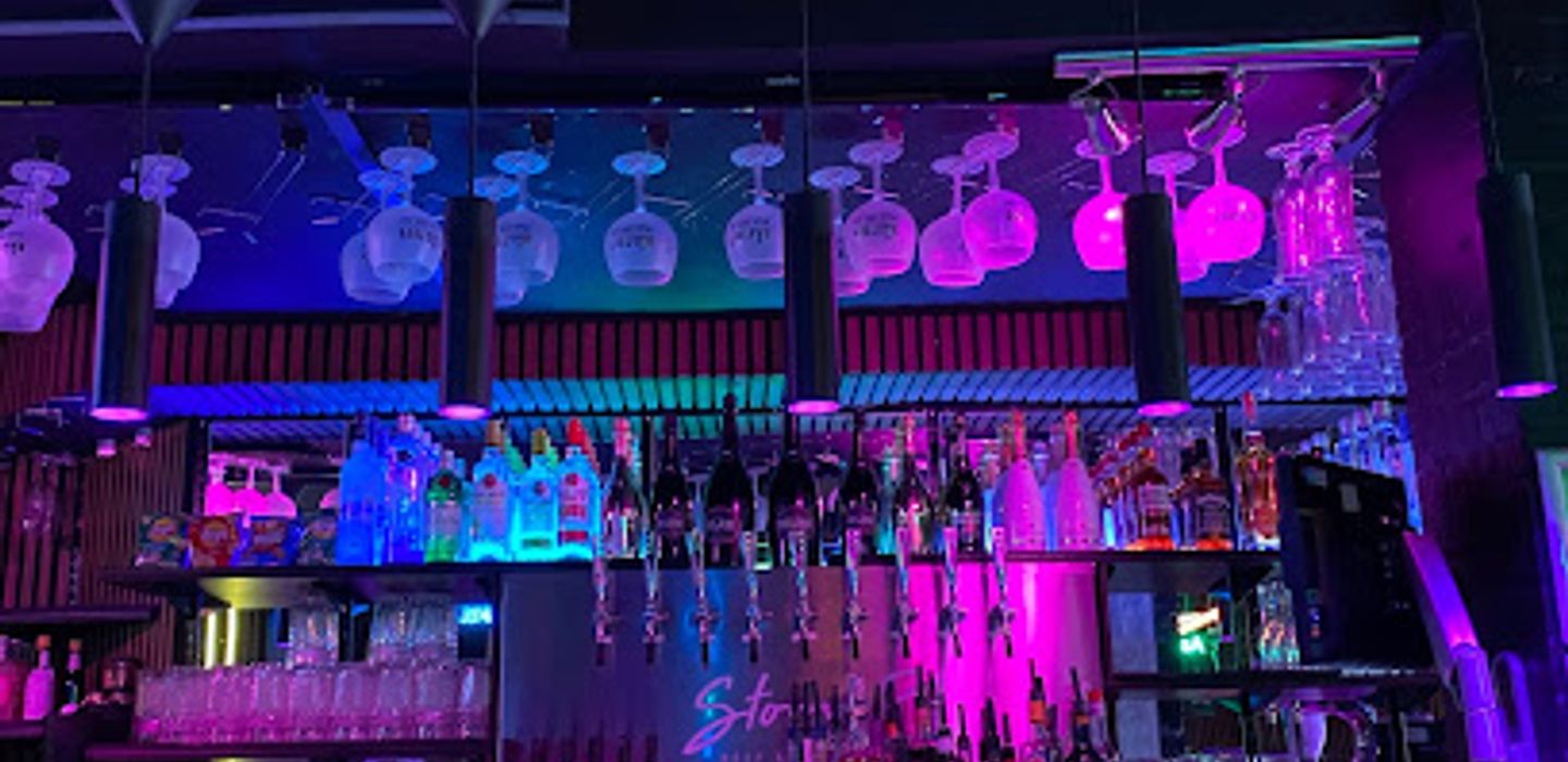 Storm P Beer & Cocktails