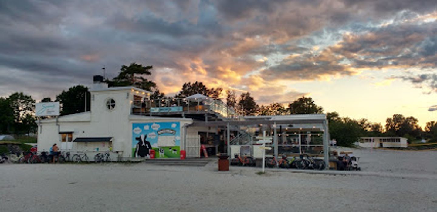 Sinus Bar & Strandrestaurang