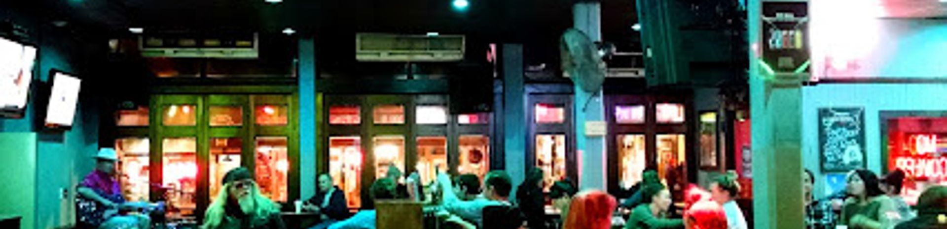 Experience the Vibrant Nightlife at Club 152