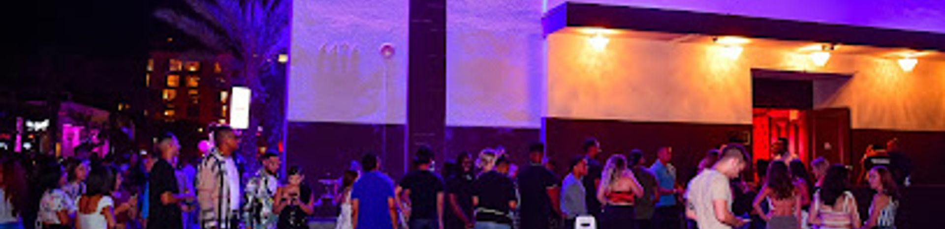 Experience Scottsdale's Nightlife at Pretty Please Lounge