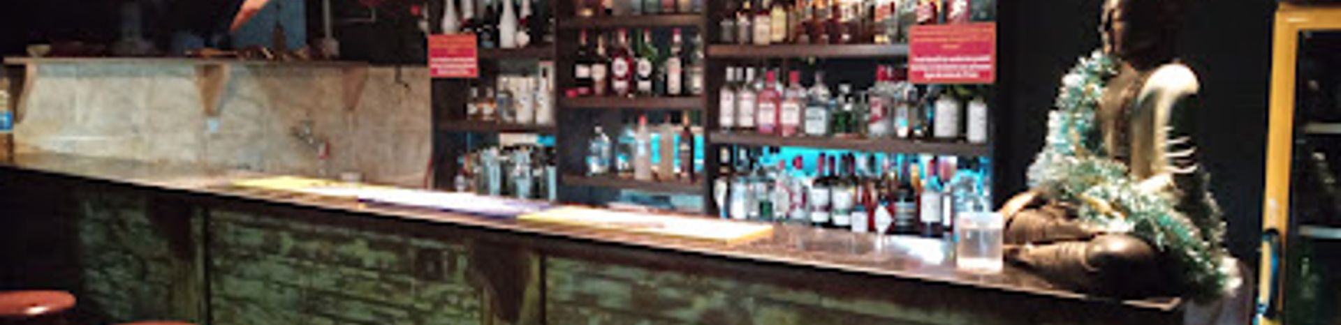 Babs Pub: A Nightlife Gem in Vacoas-Phoenix