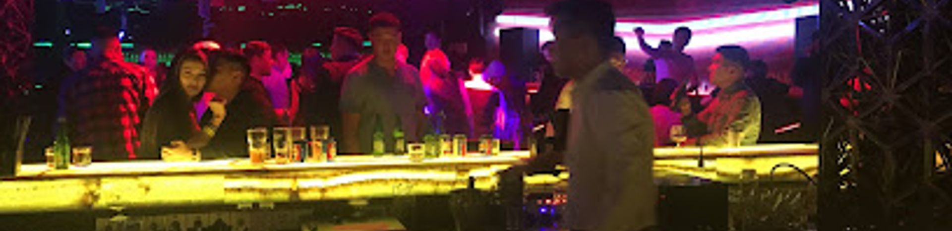Experience the Vibrant Nightlife at MINT Club