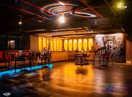 Metro Lounge and Bar