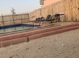 M7 Creamery and Lounge