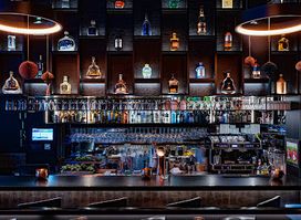 Esquire Bar.Bistro
