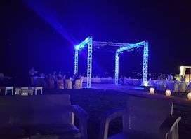 O'mega Yacht Club