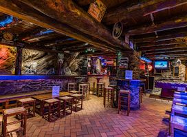 CISCO'S APRE BAR | Arinsal