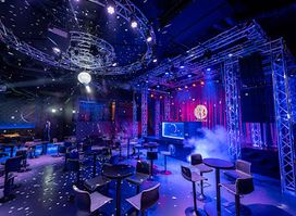 R3 Club Lounge