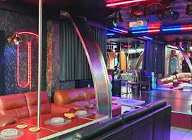 Night-Club Klein Paris, Inh. Helmut Bergthal