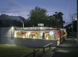 Kookaburra Hotel