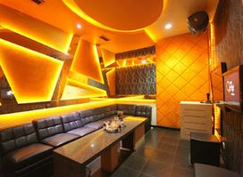 VSix KTV and Lounge