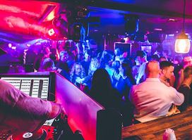 Rustik - Bar & Natklub