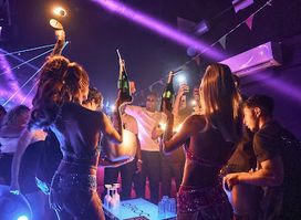 Le Luna Club