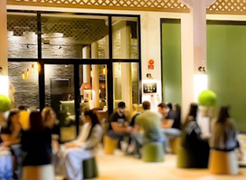Voya lounge