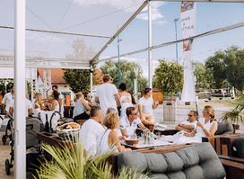 BORN TO BEACH CLUB | Podersdorf