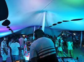 8/80 Beach Bar
