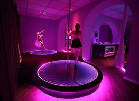 Striptease club Vixen Exclusive