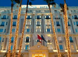 Carlton hotel