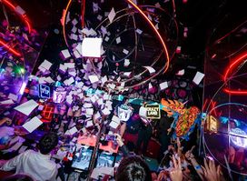 nightclub CRAZYLAND by CHEVAL Osaka/dotonbori/namba
