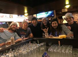 Bar Pic Pic