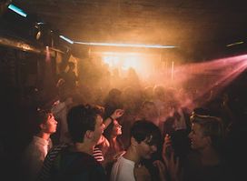 No.31 - Bar & Natklub