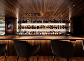 THE BAR 灯火