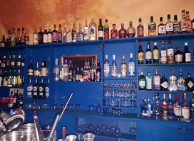 Kira Thira Jazz Bar