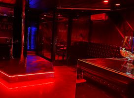 Happy End Bar
