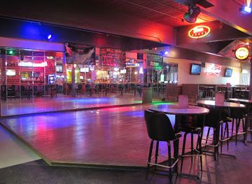 kansas/manhattan/nightclub/rc-mcgraws-bar-and-grill