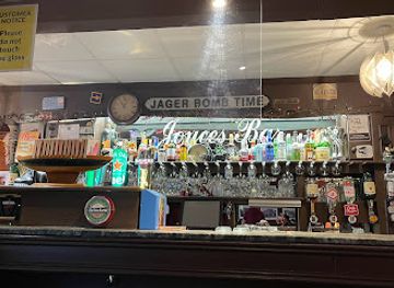 ireland/connemara-national-park/nightclub/joyce-s-bar