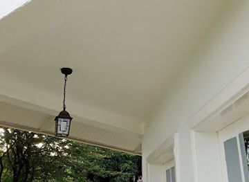 rwanda/lake-kivu/nightclub/night-club-chez-ntemba