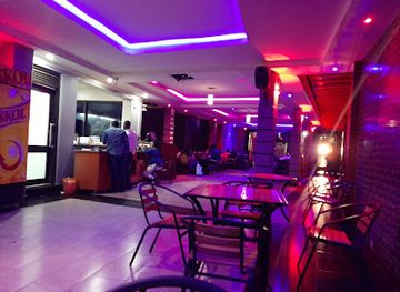 rwanda/kigali-province/nightclub/the-wave-lounge-gisimenti