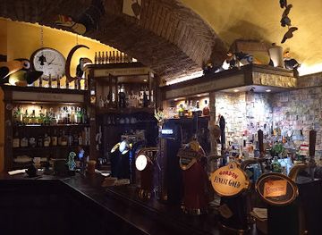 italy/bergamo/citta-alta/nightclub/the-tucans-pub