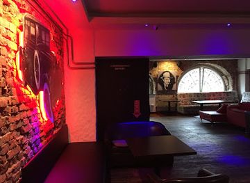 hungary/hortobagy/nightclub/honey-bar-club