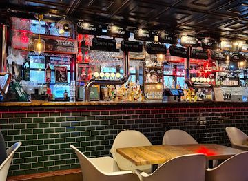 denmark/helsingor/bar/head-foam